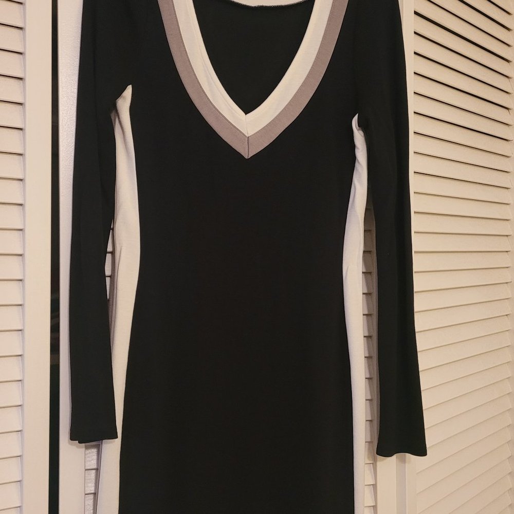 Black Knee-Length Dress - Size 6